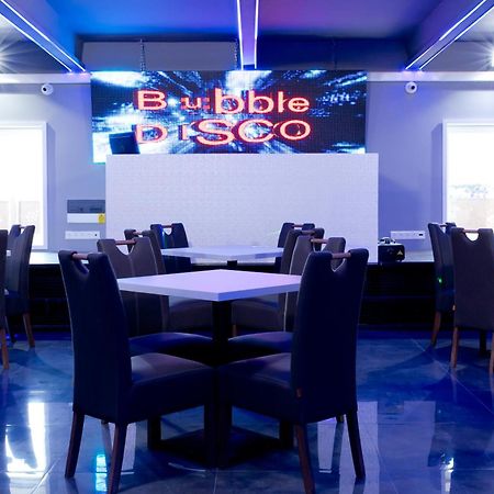 Bubble Hotel Es Rendezvenykoezpont Zalaegerszeg Eksteriør bilde