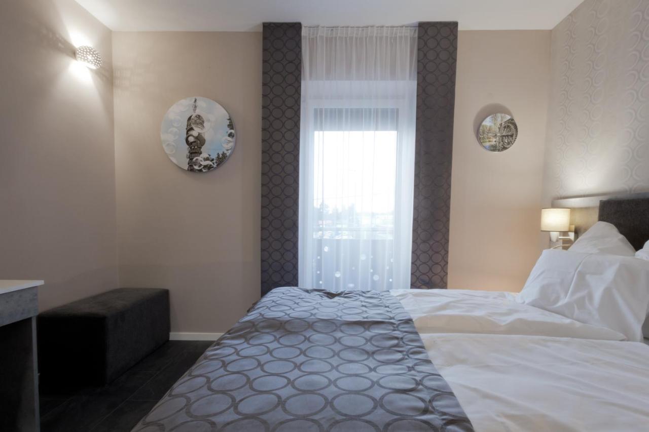 Bubble Hotel Es Rendezvenykoezpont Zalaegerszeg Eksteriør bilde