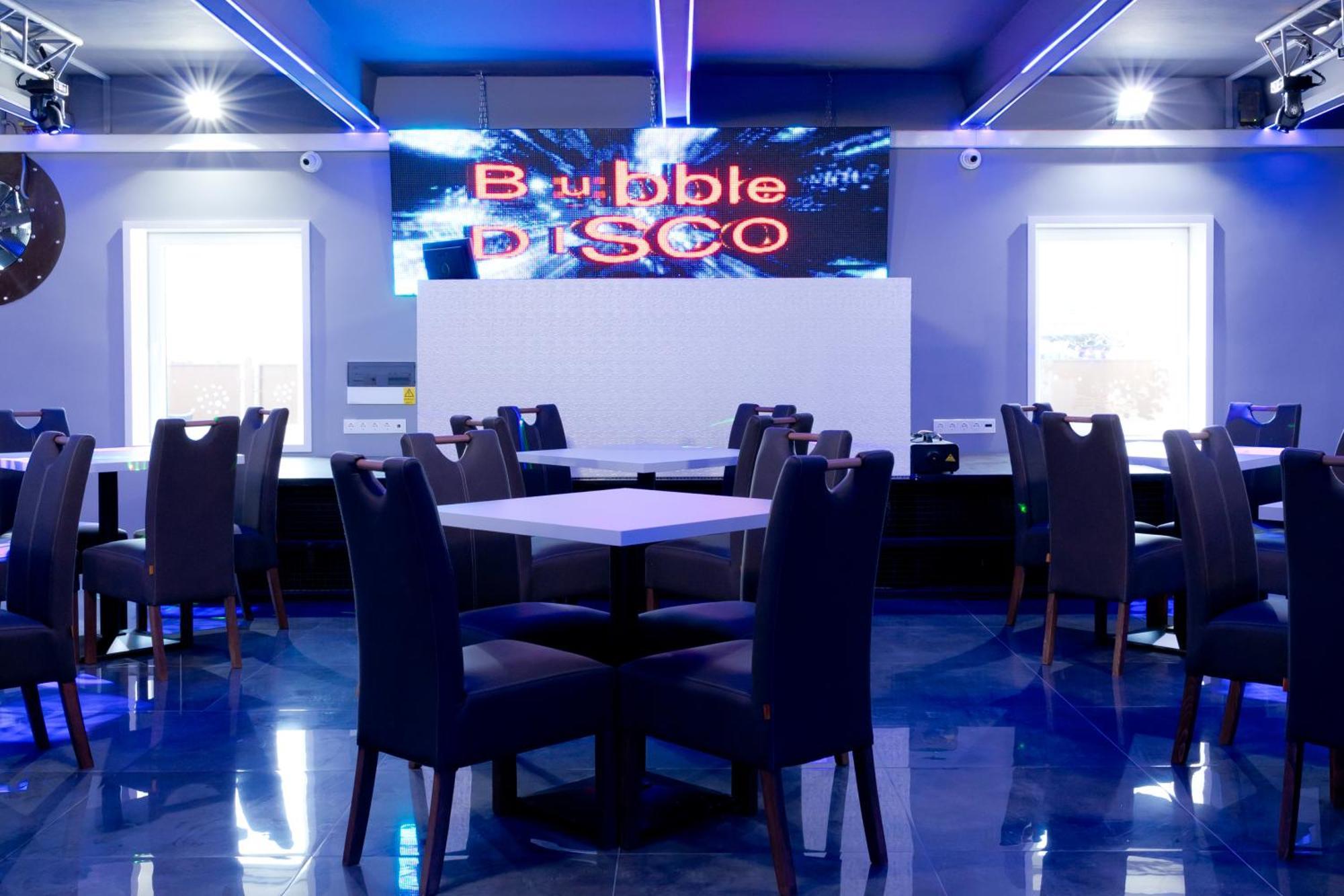 Bubble Hotel Es Rendezvenykoezpont Zalaegerszeg Eksteriør bilde